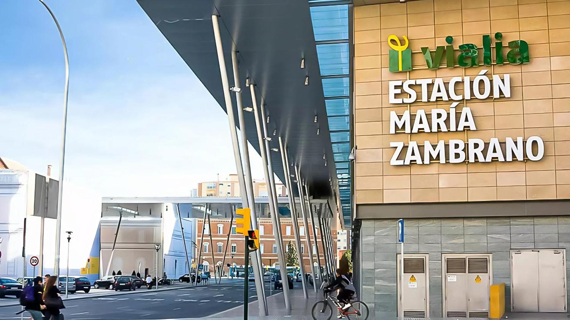 Estudio Maria Zambrano A Pasos De La Estacion Málaga Exteriör bild